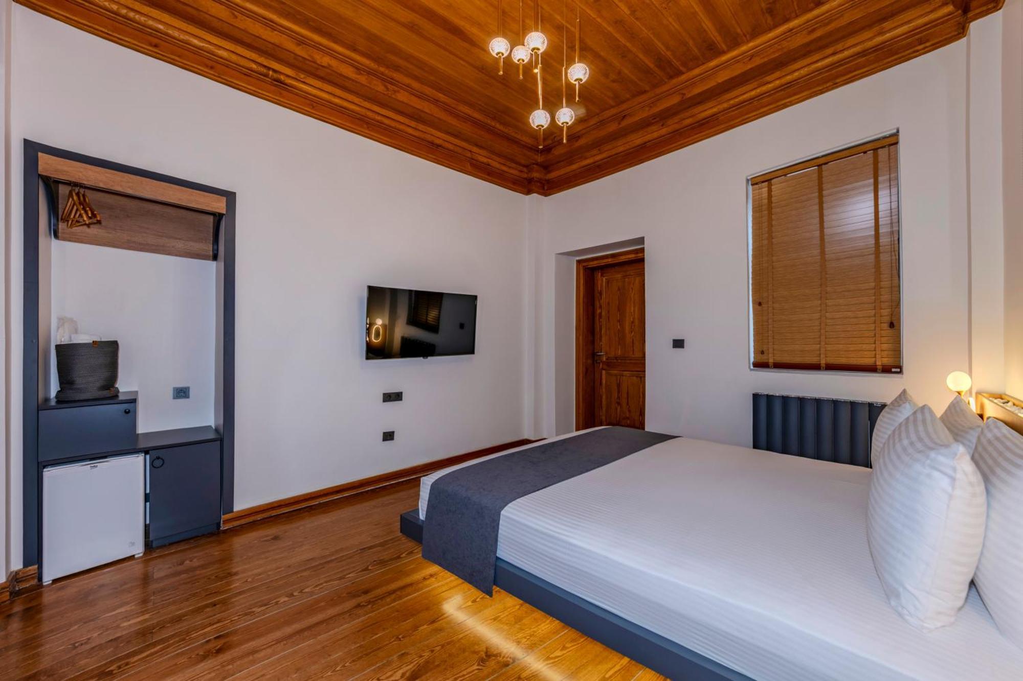 Elmira Pera Hotel & Spa - Special Class Istanbul Exterior photo